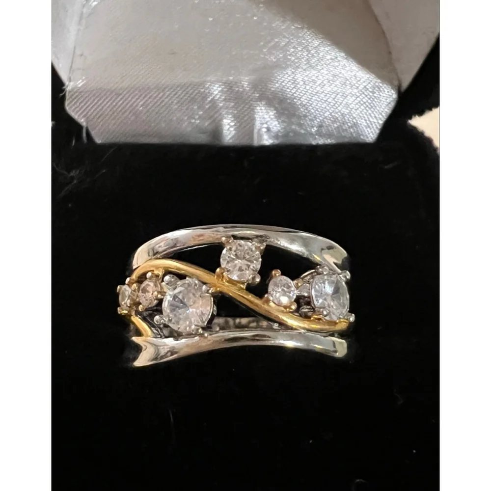 Vine Design 925 Silver With Gold Simulated Diamond Fashion Ring